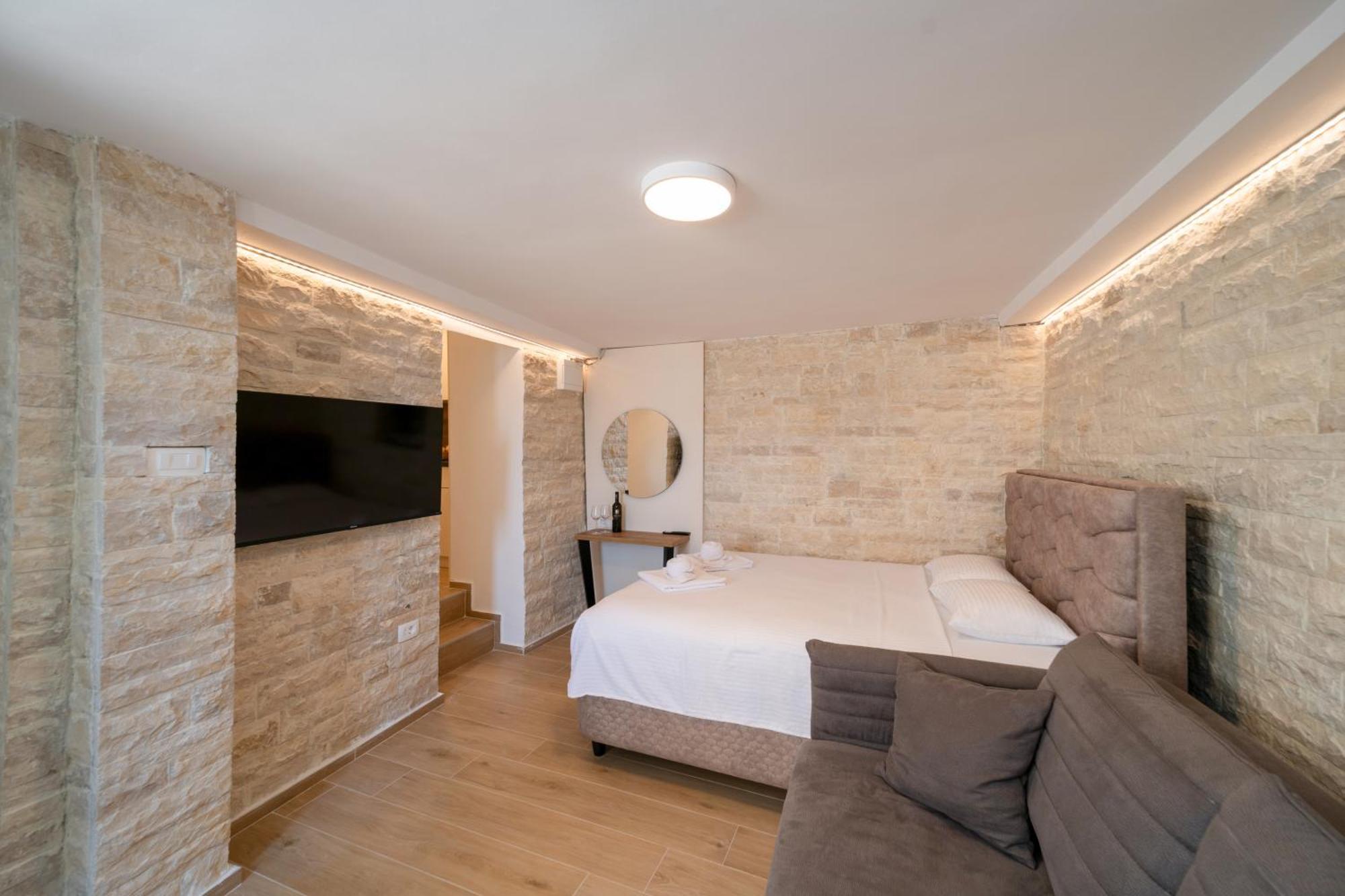 Christian Studio Apartments อูมัค ภายนอก รูปภาพ